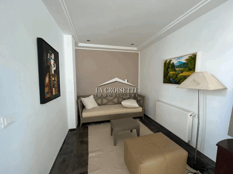 Villa avec piscine S+4 meublée aux Jardins de Carthage